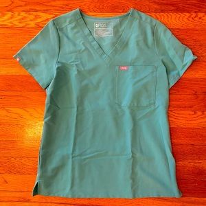 FIGS One Pocket Caterina Scrub Top